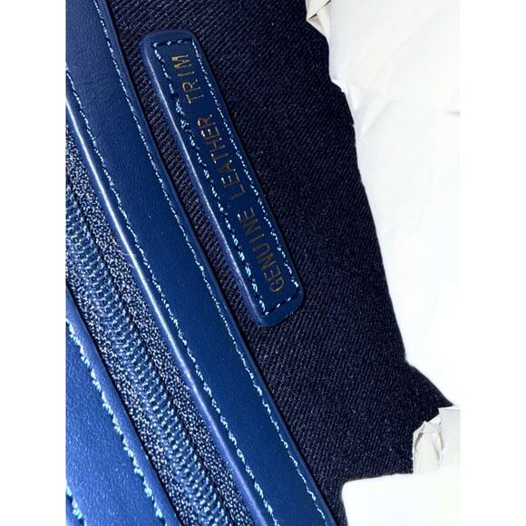 St. John Large Tote Bag in Navy Blue - Picture 6 of 10